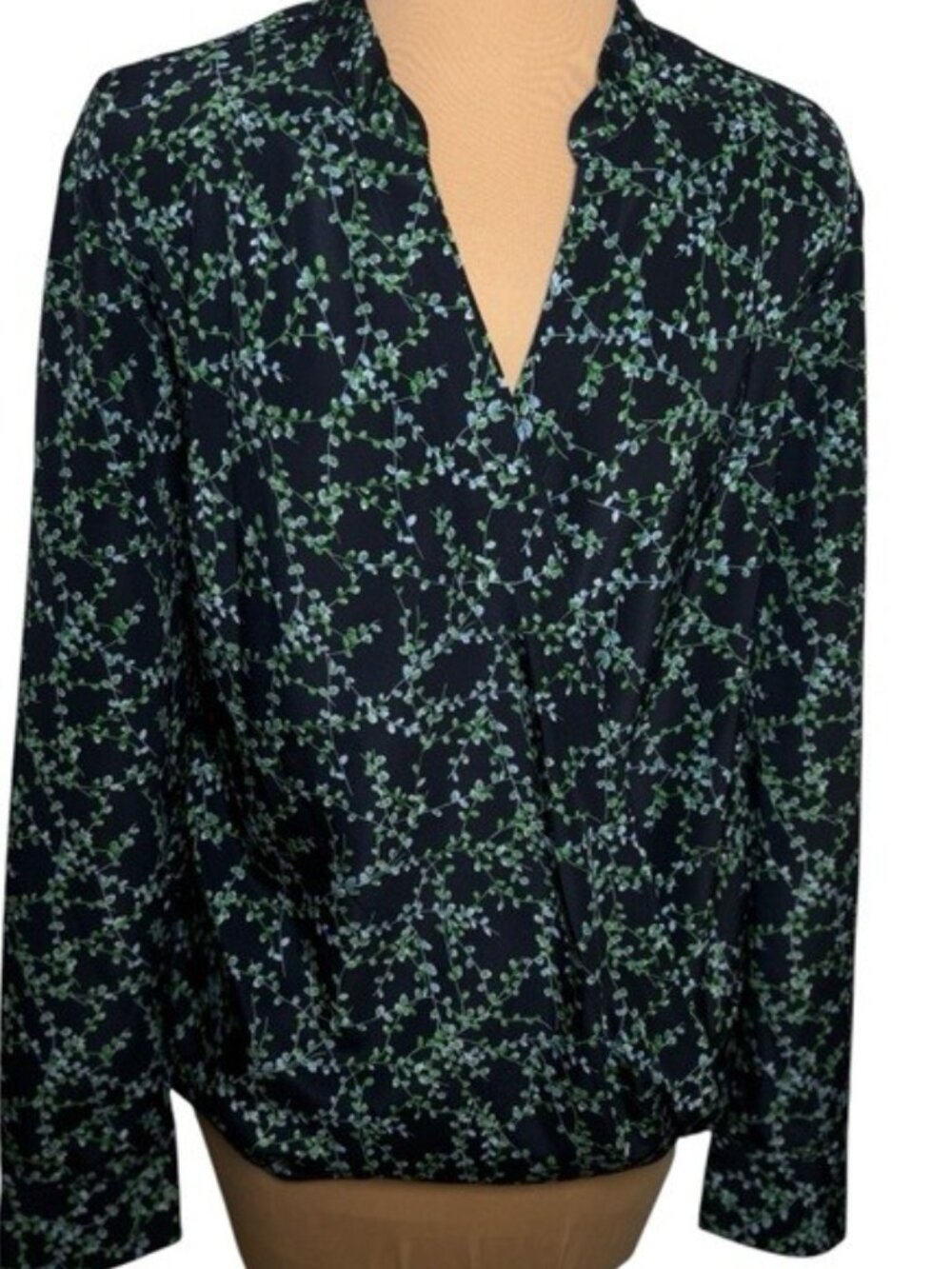 Ralph Lauren Blouse Women Medium Button Front Lightweight Classic Career Top